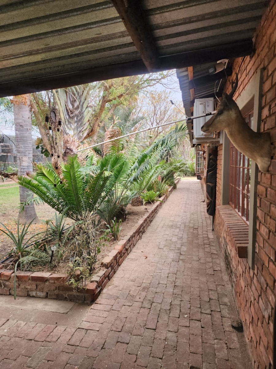 Commercial Property for Sale in Grootvaly AH Gauteng