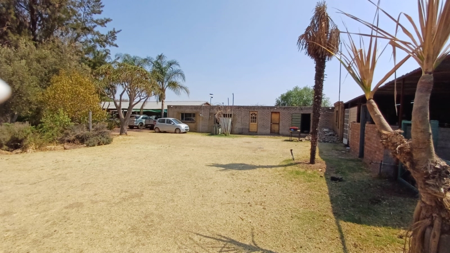 Commercial Property for Sale in Grootvaly AH Gauteng