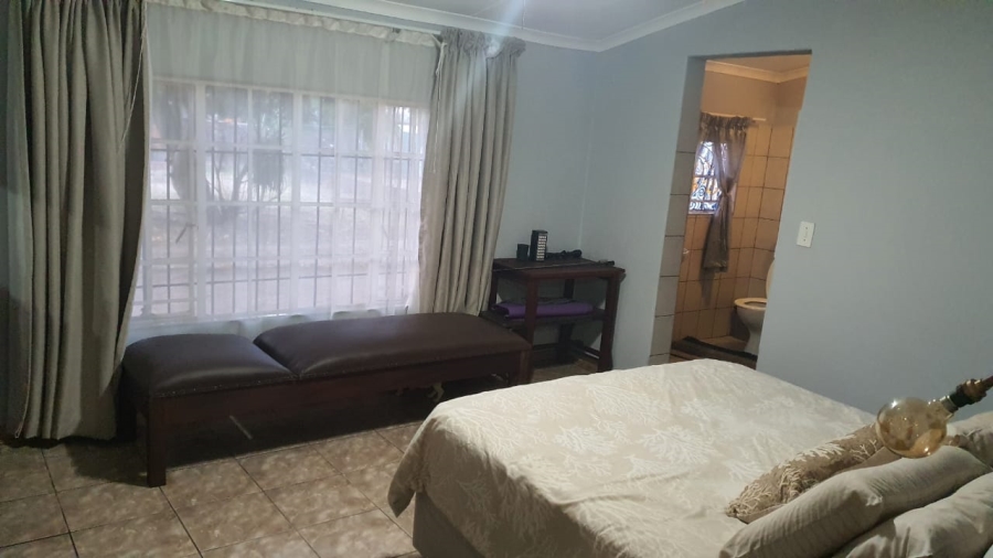 Commercial Property for Sale in Grootvaly AH Gauteng