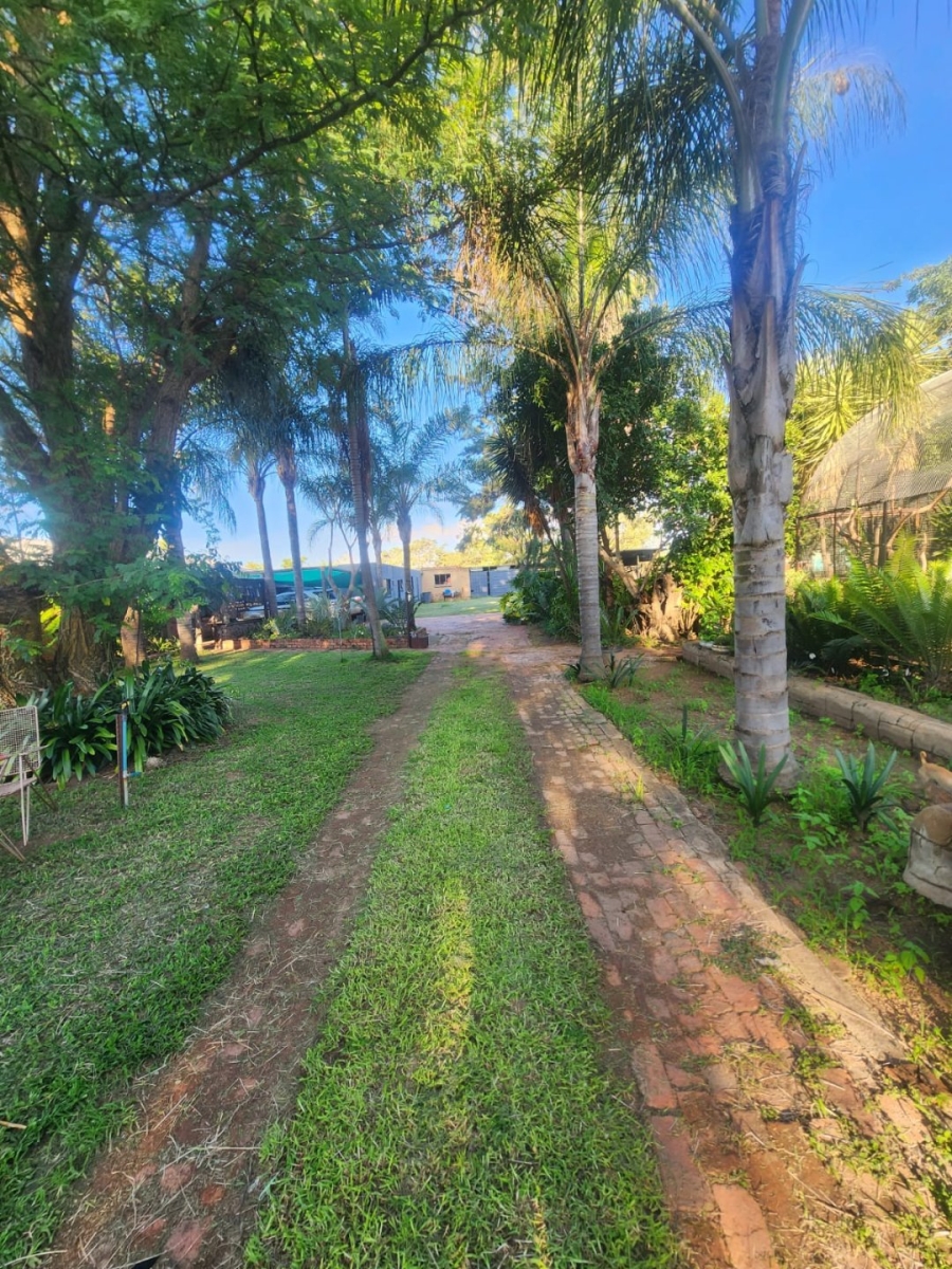 Commercial Property for Sale in Grootvaly AH Gauteng