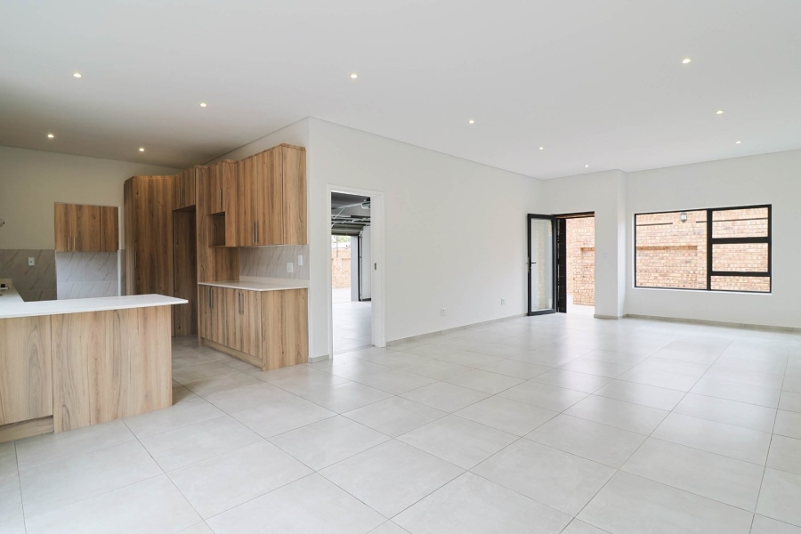 3 Bedroom Property for Sale in Brackenhurst Gauteng