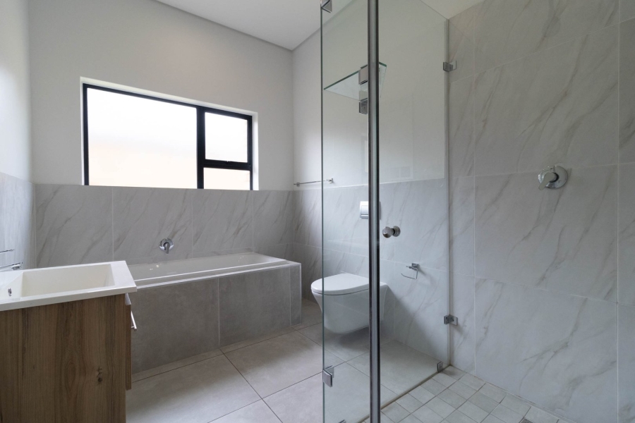 3 Bedroom Property for Sale in Brackenhurst Gauteng