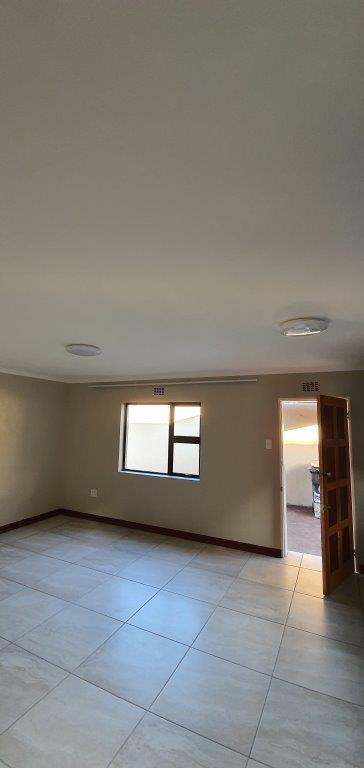 To Let 2 Bedroom Property for Rent in Bosmont Gauteng