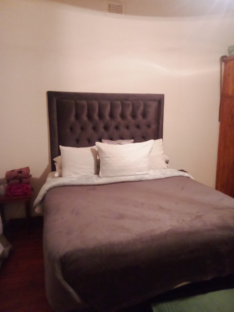8 Bedroom Property for Sale in Brixton Gauteng