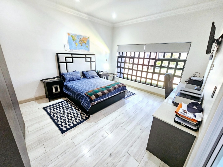 4 Bedroom Property for Sale in Eldoraigne Gauteng