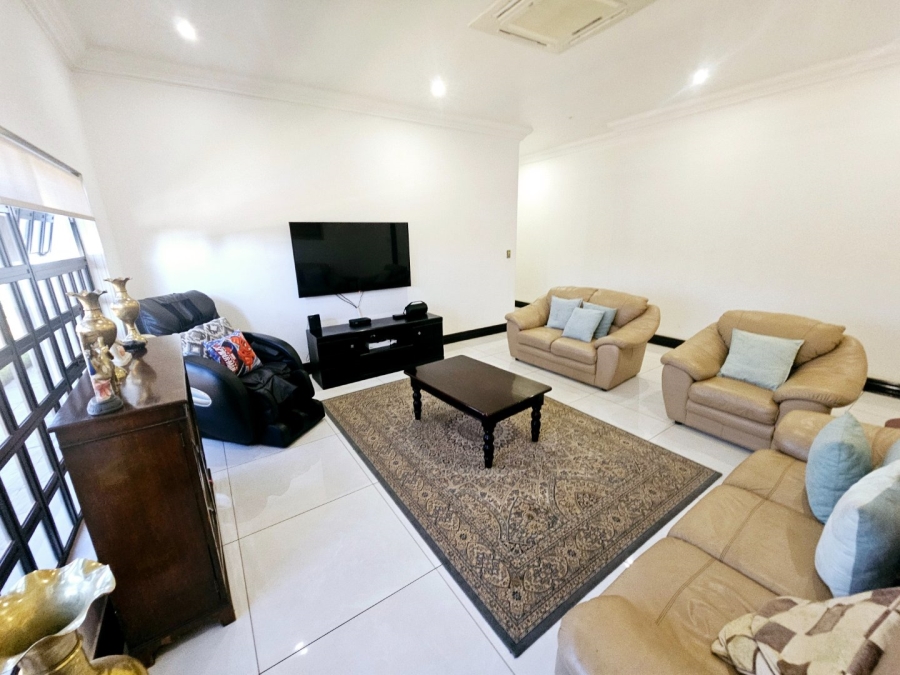 4 Bedroom Property for Sale in Eldoraigne Gauteng