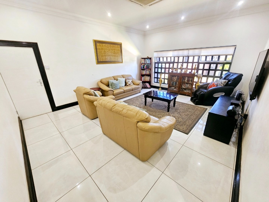 4 Bedroom Property for Sale in Eldoraigne Gauteng