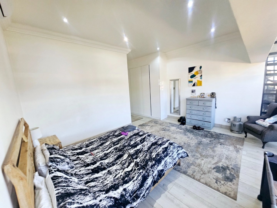 4 Bedroom Property for Sale in Eldoraigne Gauteng