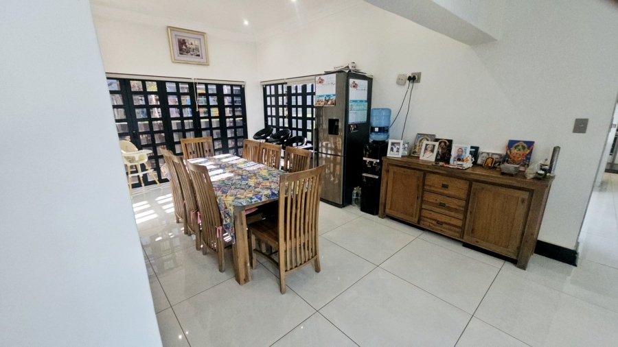 4 Bedroom Property for Sale in Eldoraigne Gauteng