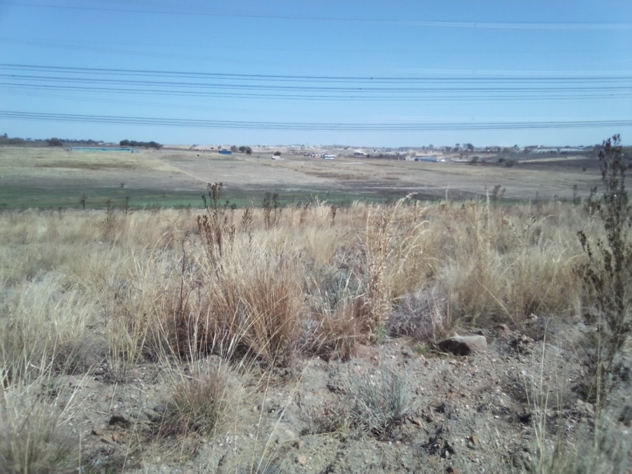 To Let Commercial Property for Rent in Laezonia Gauteng