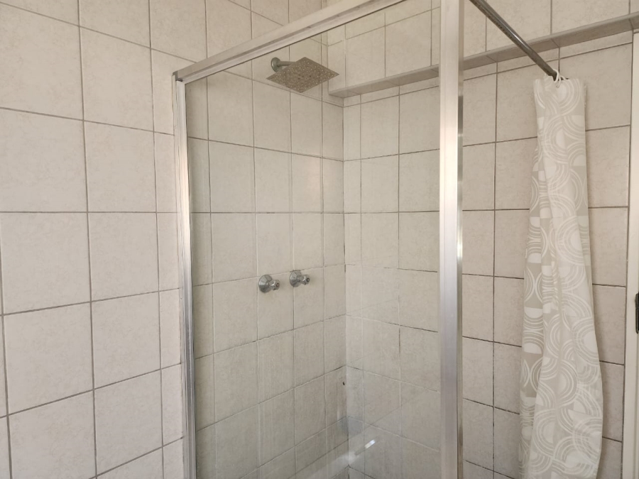 2 Bedroom Property for Sale in Comet Gauteng