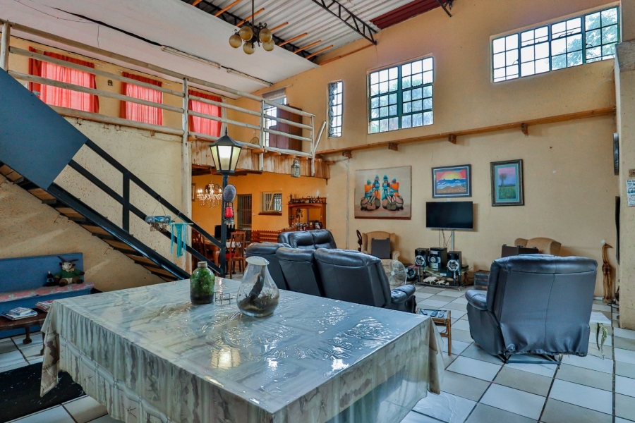 Commercial Property for Sale in Boekenhoutskloof and surround Gauteng