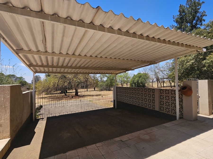 Commercial Property for Sale in Nooitgedacht AH Gauteng