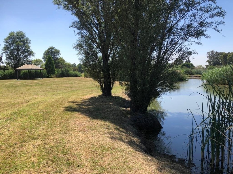 Commercial Property for Sale in Riverspray Lifestyle Estate Gauteng