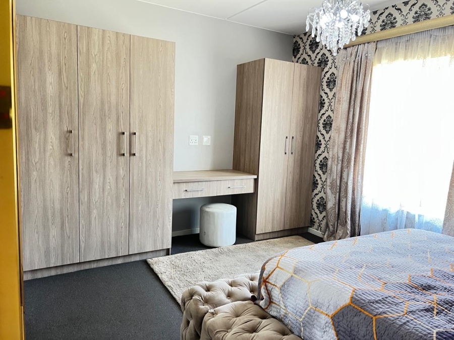 To Let 2 Bedroom Property for Rent in Blue Hills Gauteng