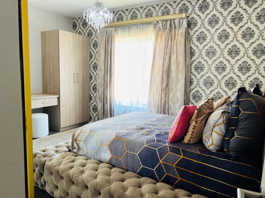 To Let 2 Bedroom Property for Rent in Blue Hills Gauteng