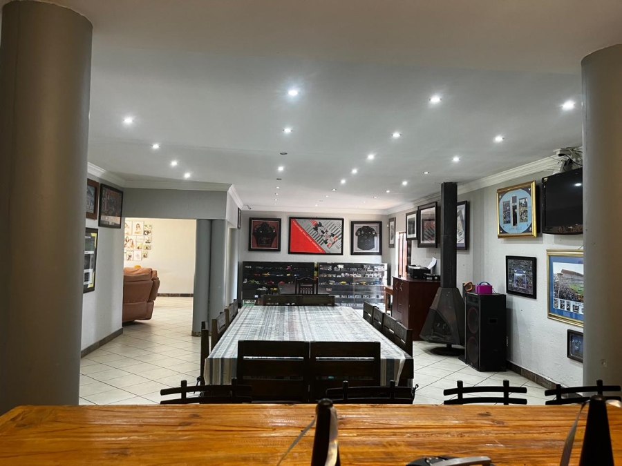 Commercial Property for Sale in Kameeldrift West Gauteng