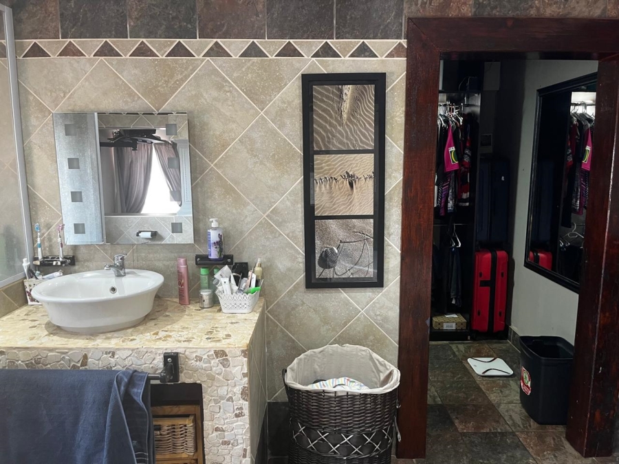 Commercial Property for Sale in Kameeldrift West Gauteng