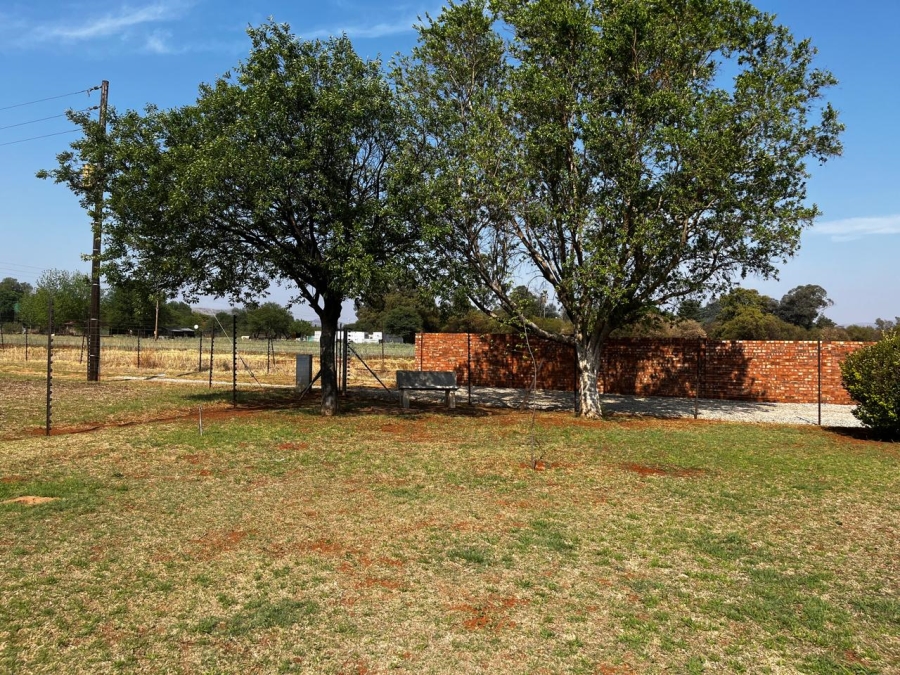 Commercial Property for Sale in Kameeldrift West Gauteng