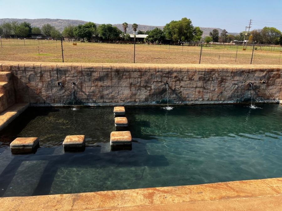 Commercial Property for Sale in Kameeldrift West Gauteng