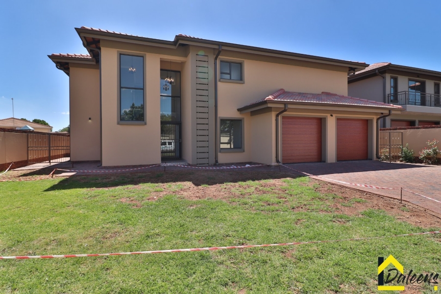 4 Bedroom Property for Sale in Comet Gauteng