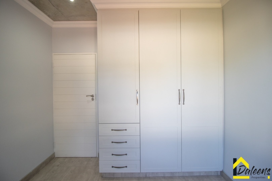 4 Bedroom Property for Sale in Comet Gauteng