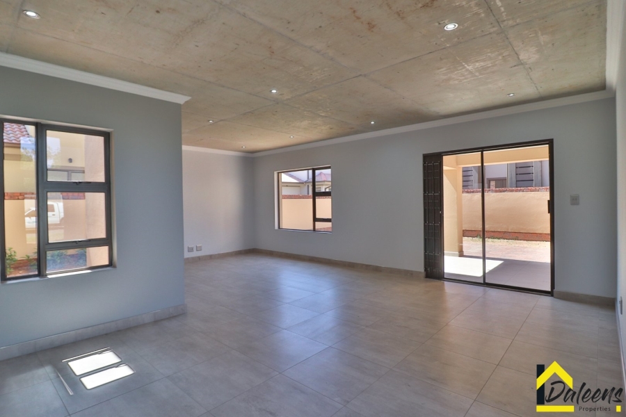 4 Bedroom Property for Sale in Comet Gauteng