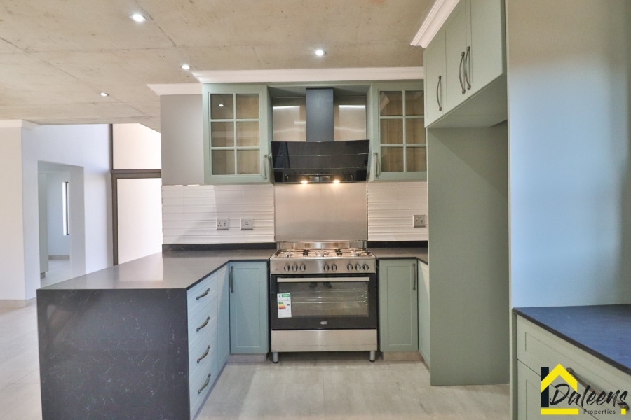 4 Bedroom Property for Sale in Comet Gauteng