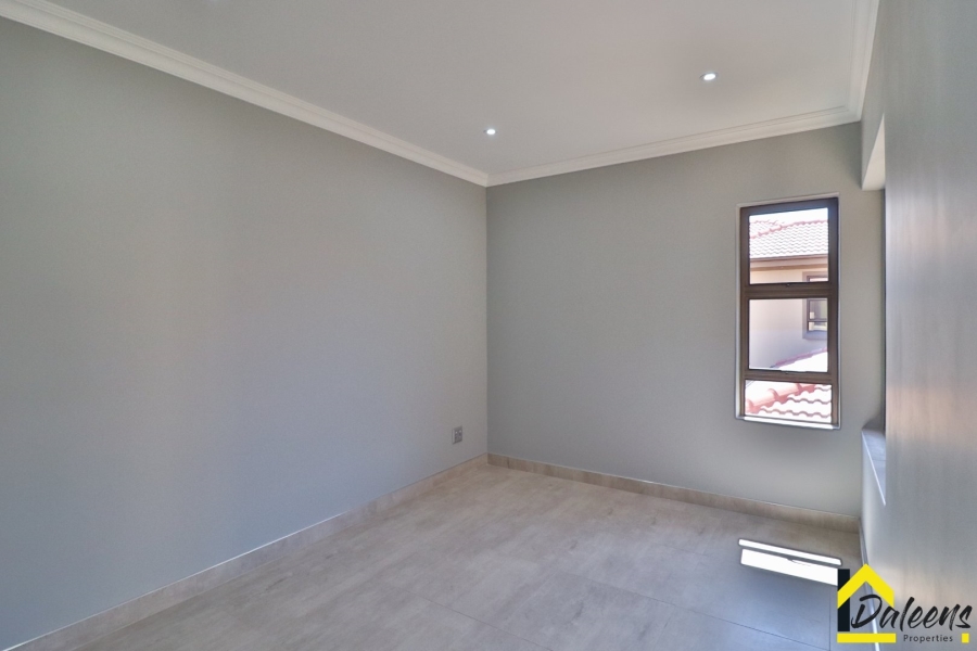 4 Bedroom Property for Sale in Comet Gauteng