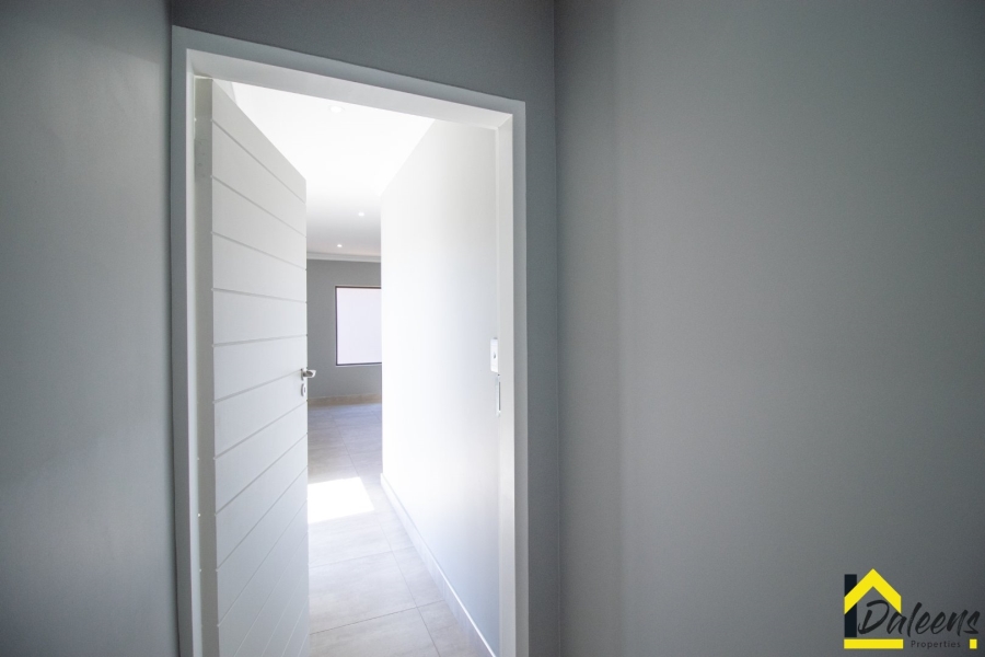 4 Bedroom Property for Sale in Comet Gauteng