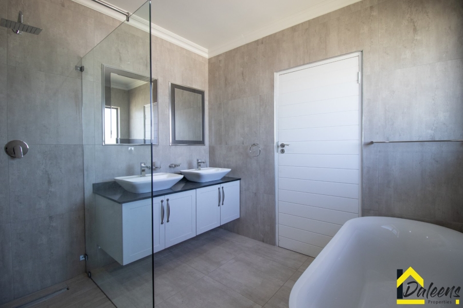 4 Bedroom Property for Sale in Comet Gauteng