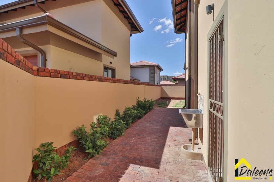 4 Bedroom Property for Sale in Comet Gauteng