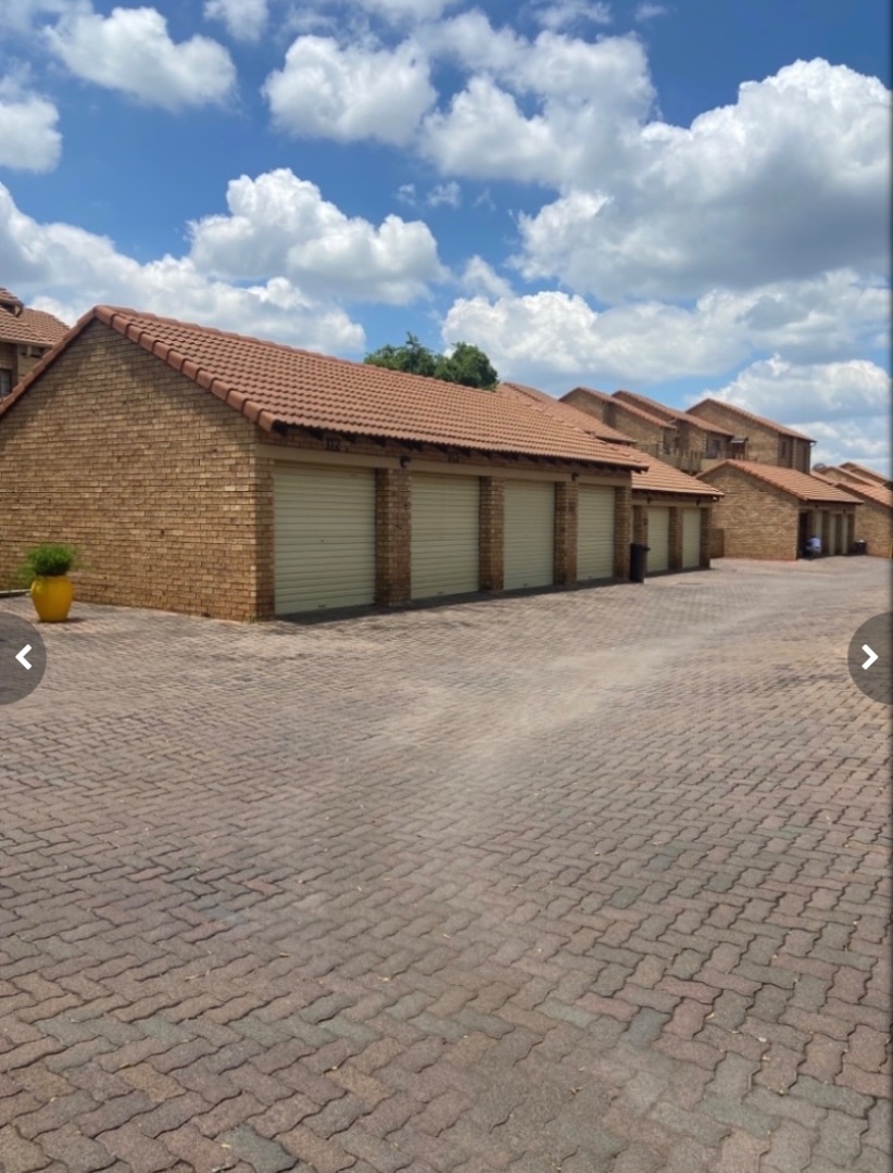 To Let 3 Bedroom Property for Rent in Highveld Gauteng