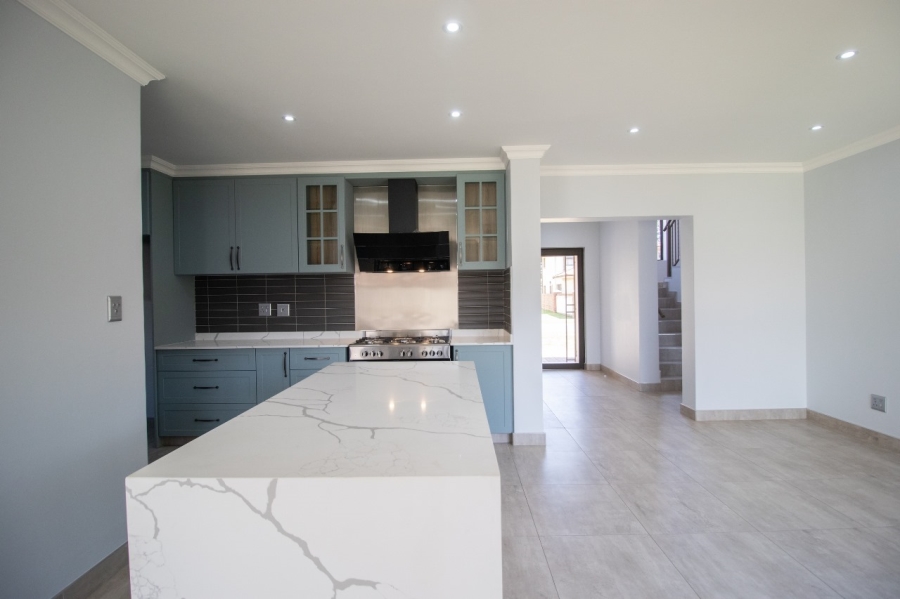 5 Bedroom Property for Sale in Comet Gauteng