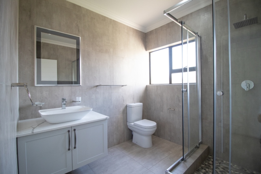 5 Bedroom Property for Sale in Comet Gauteng