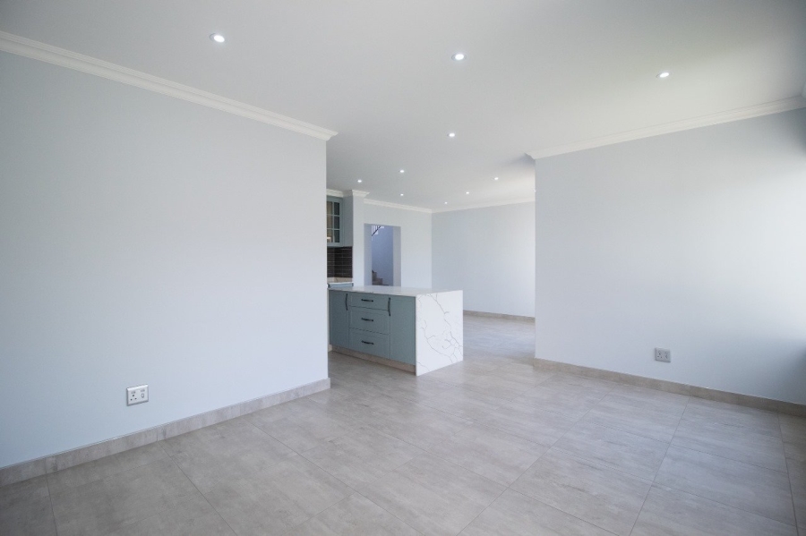 5 Bedroom Property for Sale in Comet Gauteng