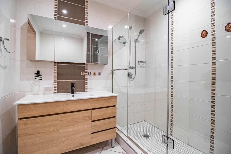 2 Bedroom Property for Sale in Bedford Gardens Gauteng