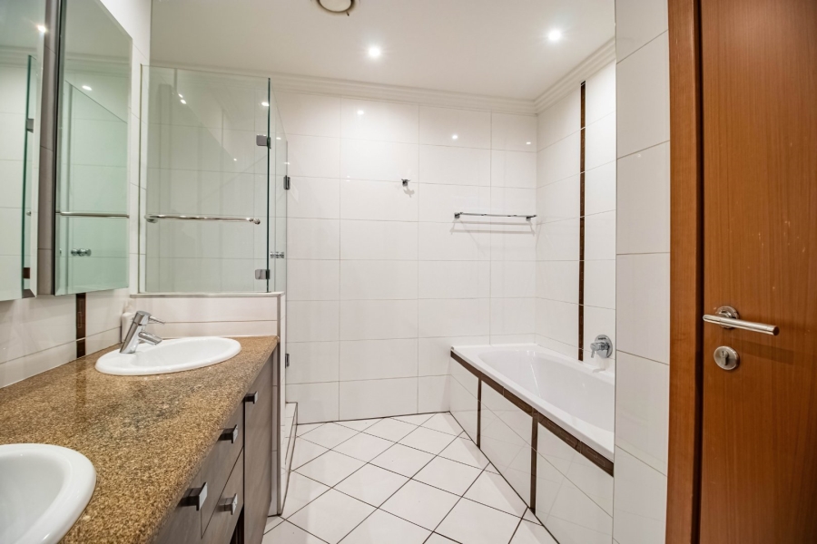 2 Bedroom Property for Sale in Bedford Gardens Gauteng