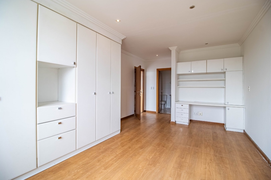 2 Bedroom Property for Sale in Bedford Gardens Gauteng