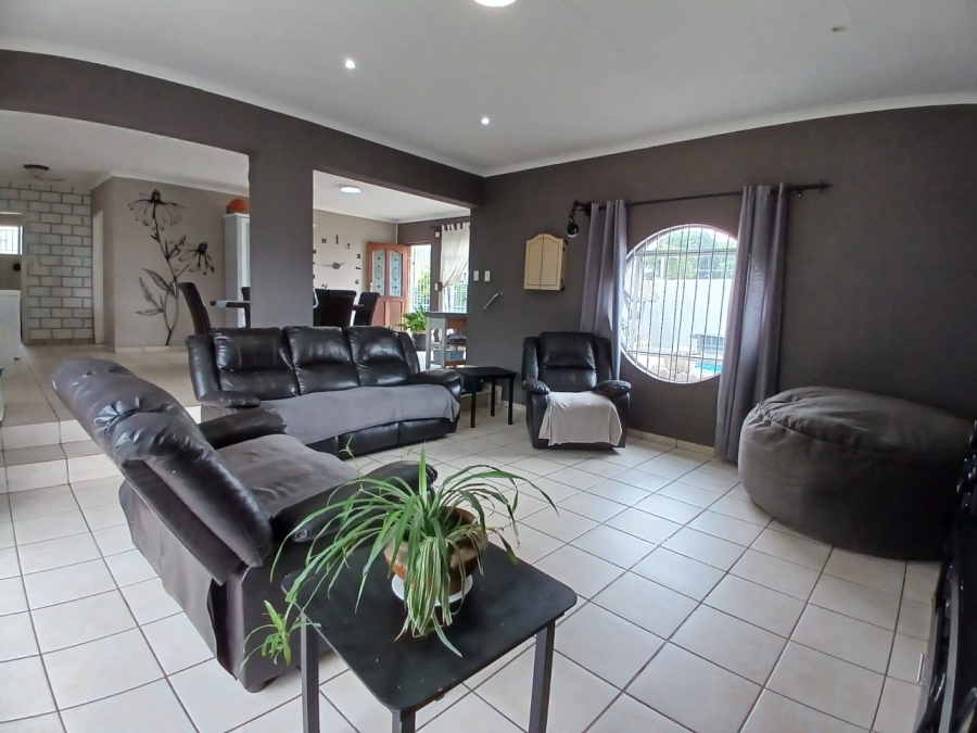 3 Bedroom Property for Sale in Risana Gauteng