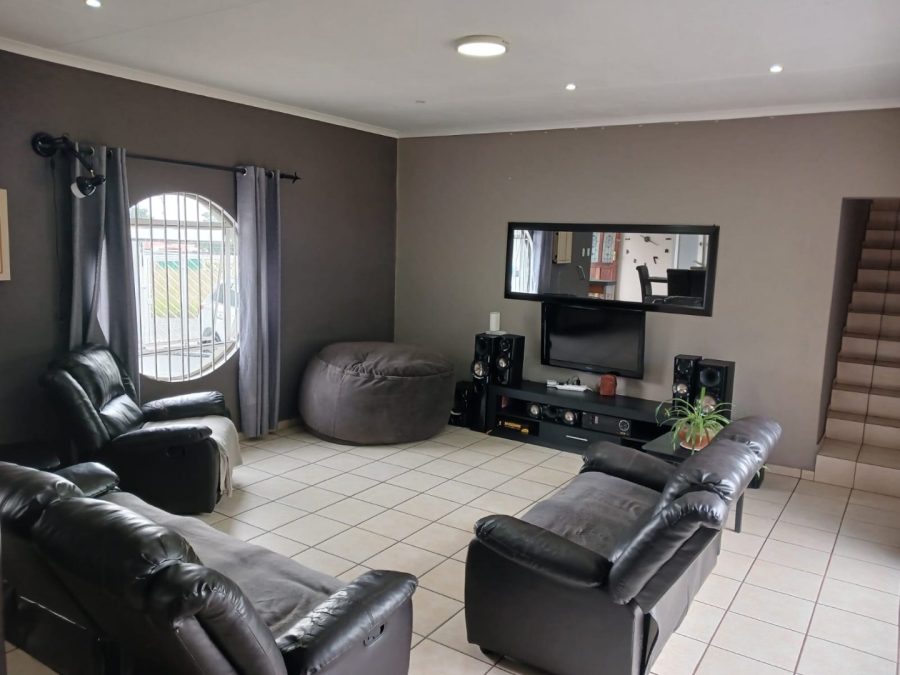 3 Bedroom Property for Sale in Risana Gauteng