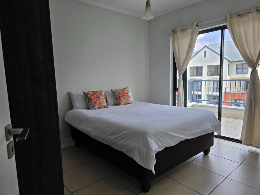 To Let 2 Bedroom Property for Rent in Greenstone Crest Gauteng