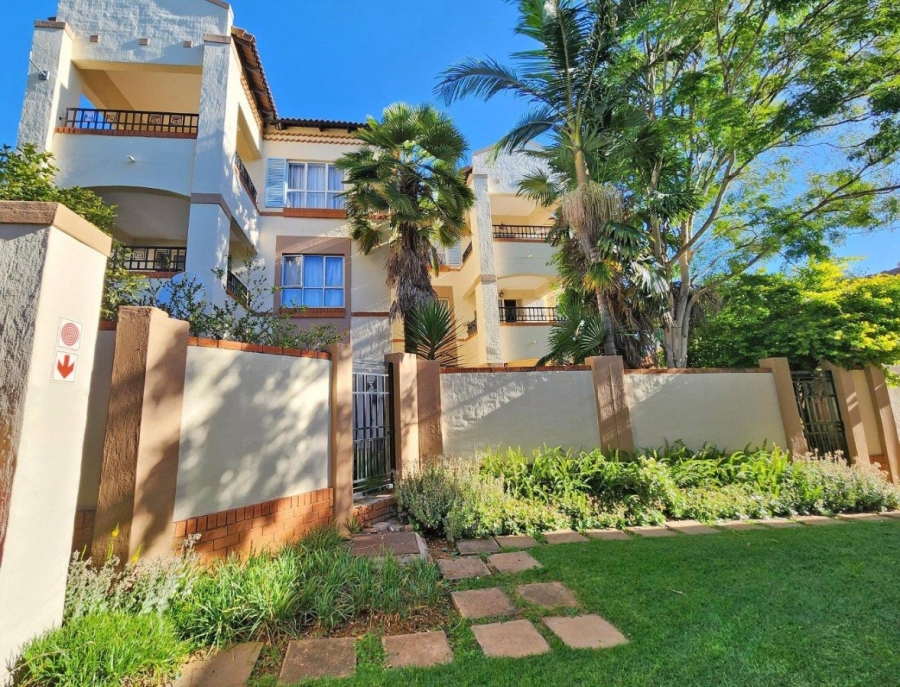 To Let 2 Bedroom Property for Rent in Olympus AH Gauteng