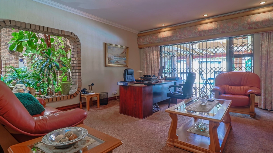 5 Bedroom Property for Sale in Meyersdal Gauteng