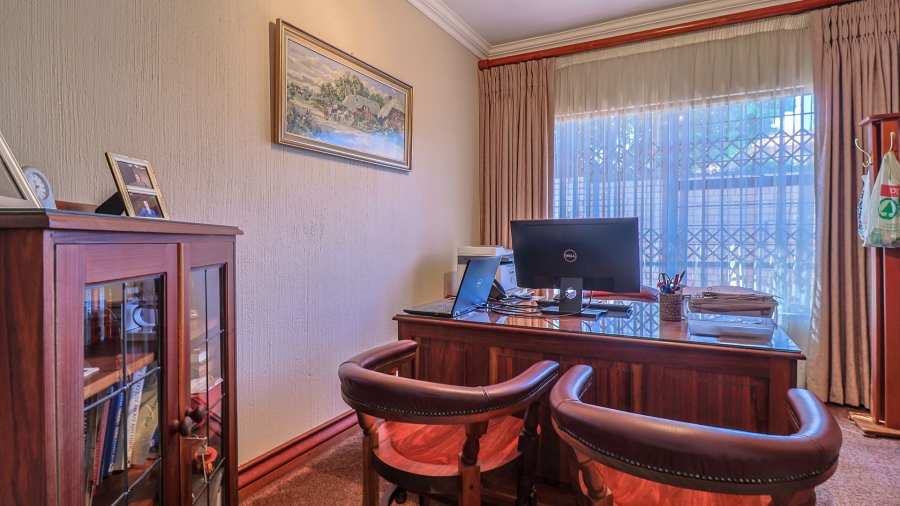 5 Bedroom Property for Sale in Meyersdal Gauteng