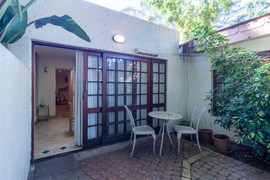 To Let 1 Bedroom Property for Rent in Bedfordview Gauteng