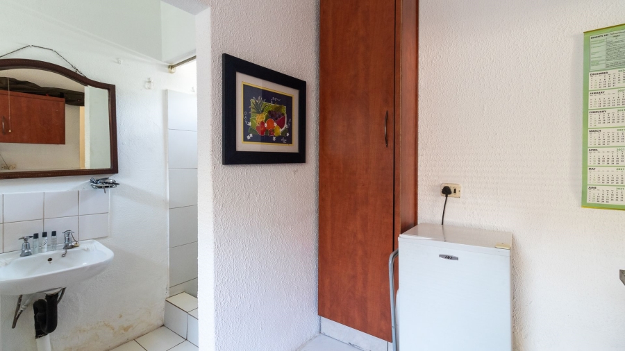 4 Bedroom Property for Sale in Bonaero Park Gauteng