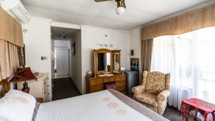 4 Bedroom Property for Sale in Bonaero Park Gauteng