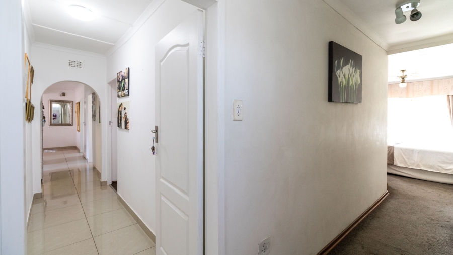 4 Bedroom Property for Sale in Bonaero Park Gauteng