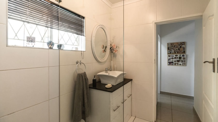 4 Bedroom Property for Sale in Bonaero Park Gauteng